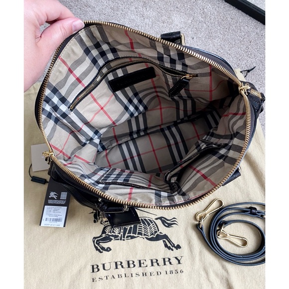 Burberry Orchard Bowling Handbag | Dark Chocolate - Picture 4 of 15